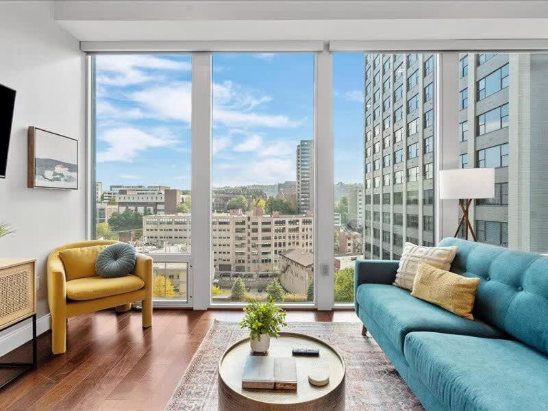 Cozysuites 1Br, Ppg Paints Arena, Pitts Pittsburgh Bagian luar foto