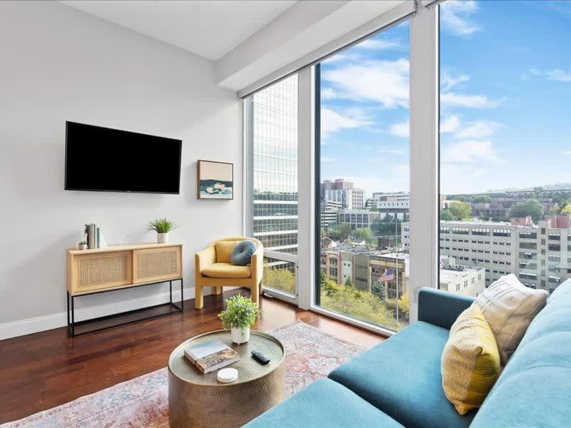Cozysuites 1Br, Ppg Paints Arena, Pitts Pittsburgh Bagian luar foto