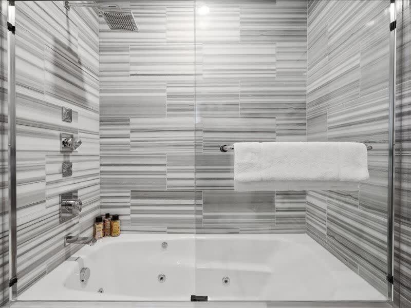 Cozysuites 1Br, Ppg Paints Arena, Pitts Pittsburgh Bagian luar foto