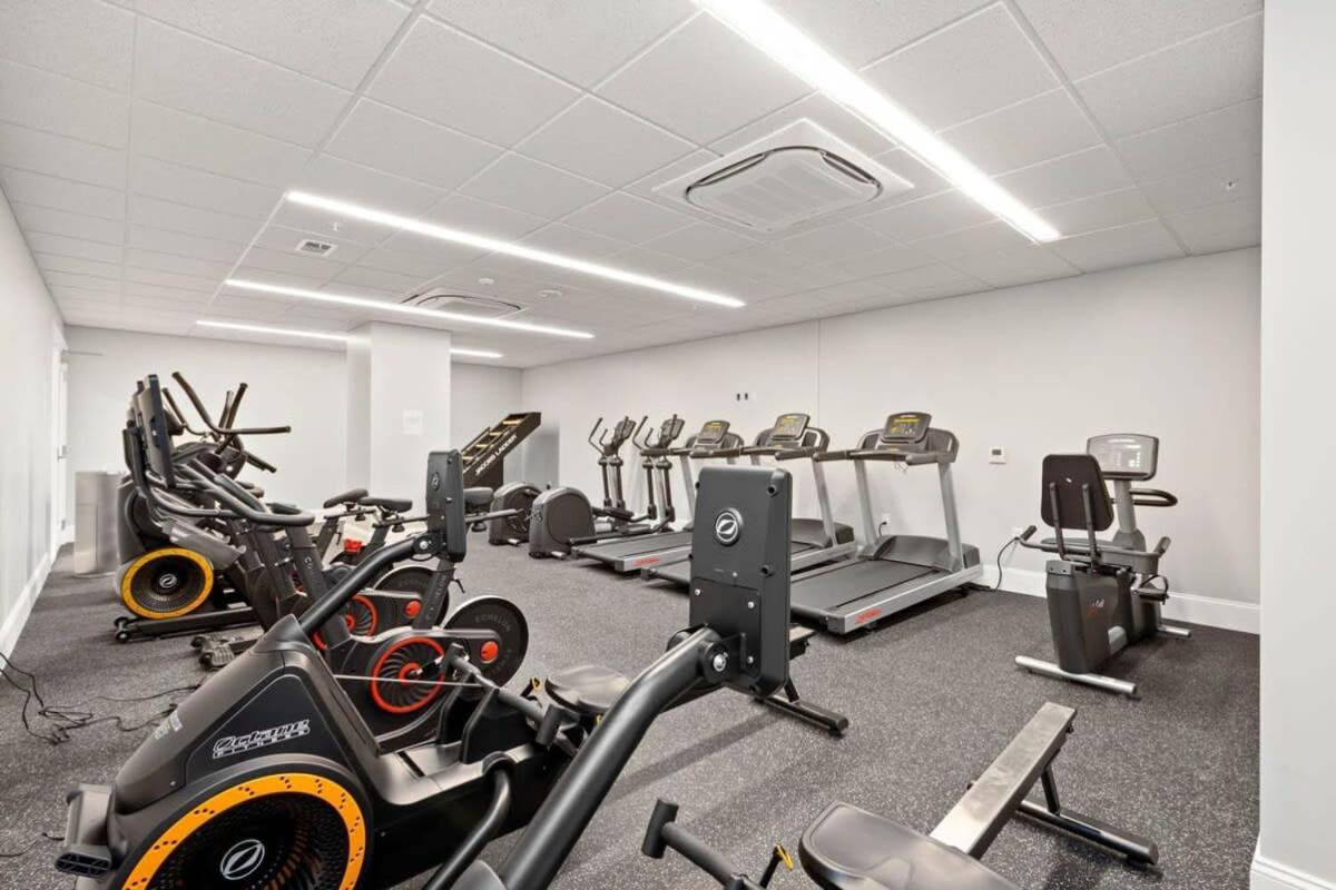 Cozysuites 1Br, Ppg Paints Arena, Pitts Pittsburgh Bagian luar foto