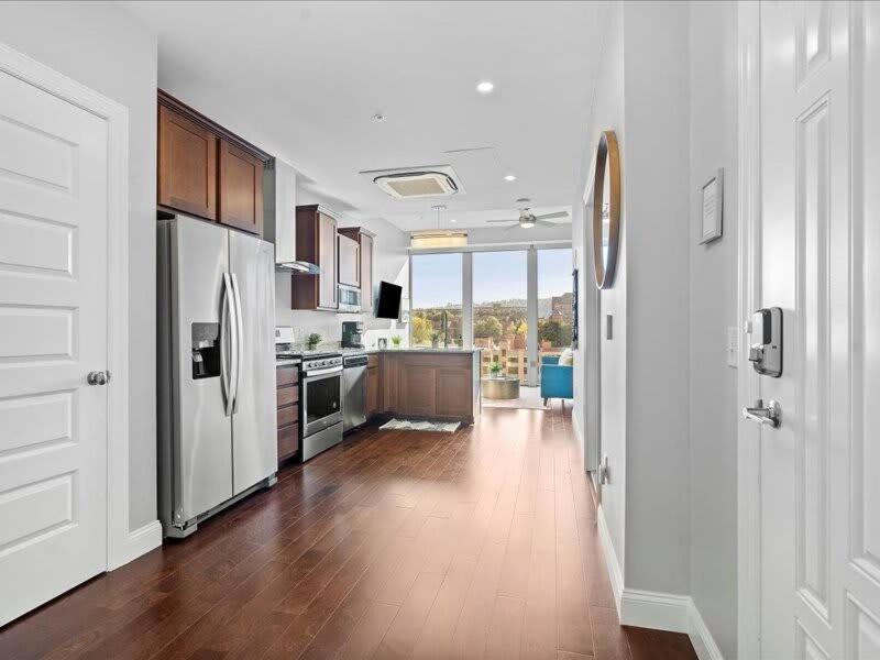 Cozysuites 1Br, Ppg Paints Arena, Pitts Pittsburgh Bagian luar foto
