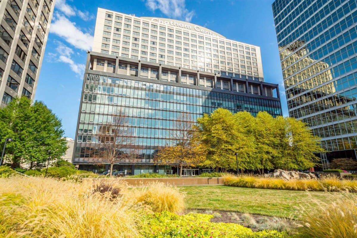 Cozysuites 1Br, Ppg Paints Arena, Pitts Pittsburgh Bagian luar foto